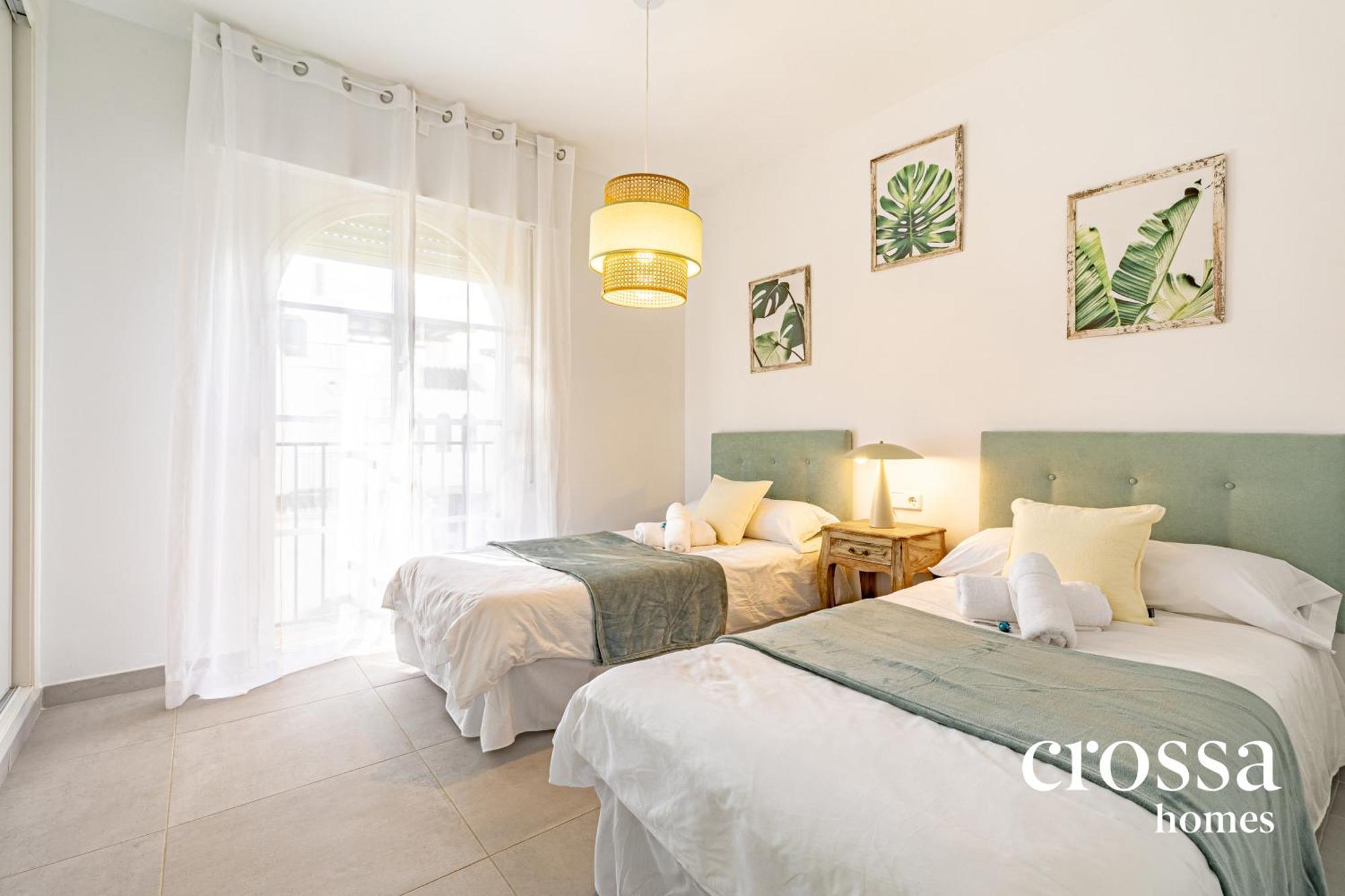 Chic Dream Home, Rooftop Bbq, 9 Pools, Golf Views Ferienhaus